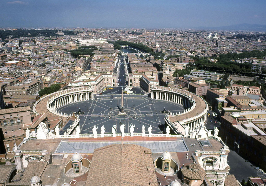 1988-08 Rome St Pieter - panorama vanaf koepel-1700pix- dia Henk Butink